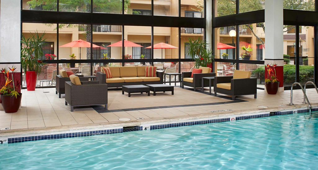 Courtyard By Marriott Chicago Naperville Exterior photo